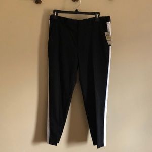 Slim straight cropped black dress pants
